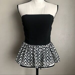[CS] Black Strapless Peplum Top